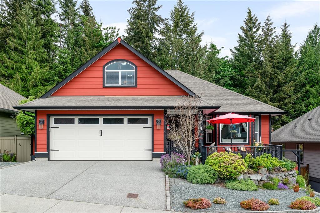 Third View of 3319 Cook St, Chemainus, BC, V0R 1K2