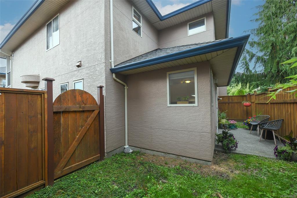 Fourth View of 720 Aspen Rd, CHRISTIE HEIGHTS, Comox, BC, V9M 3Y4