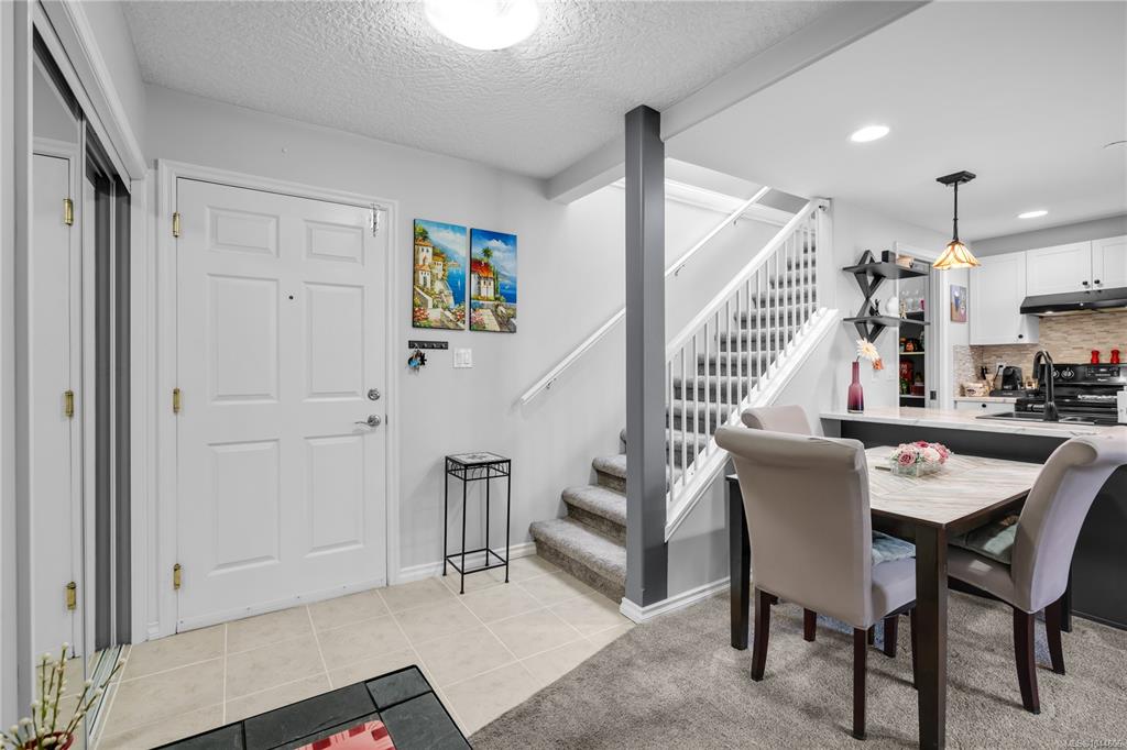 Third View of 2823 Jacklin Rd, Langford, BC, V9B 3Y1