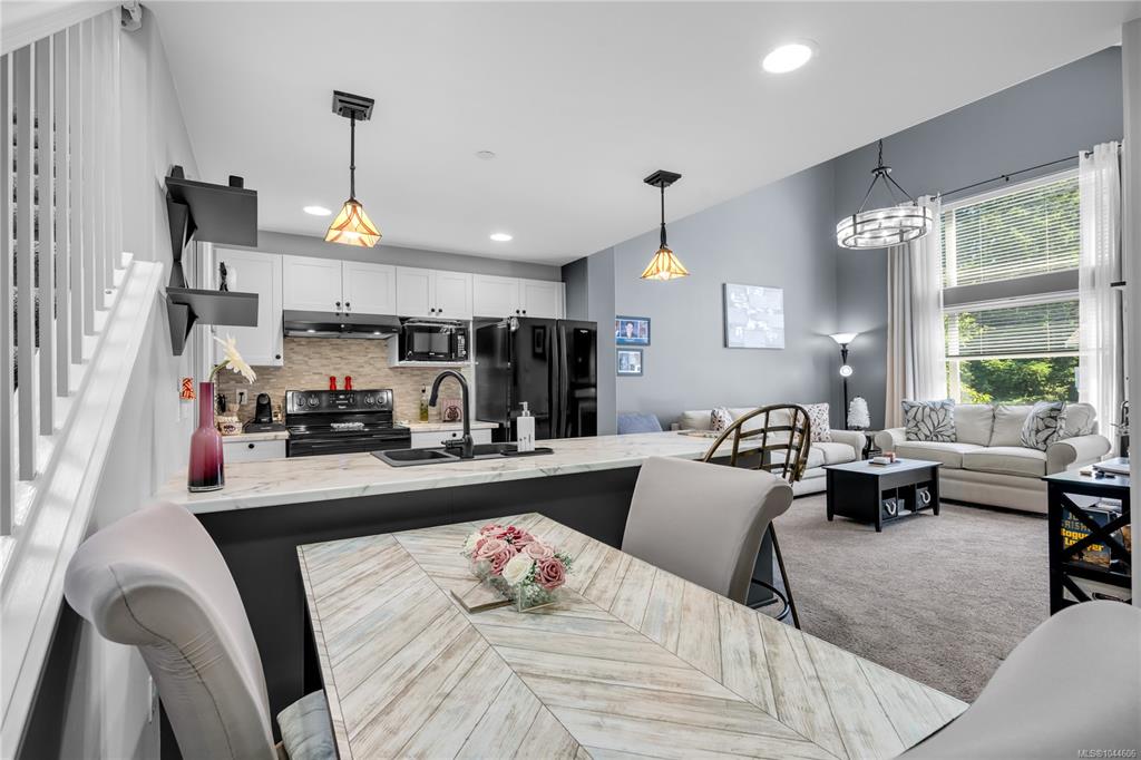 Fourth View of 2823 Jacklin Rd, Langford, BC, V9B 3Y1