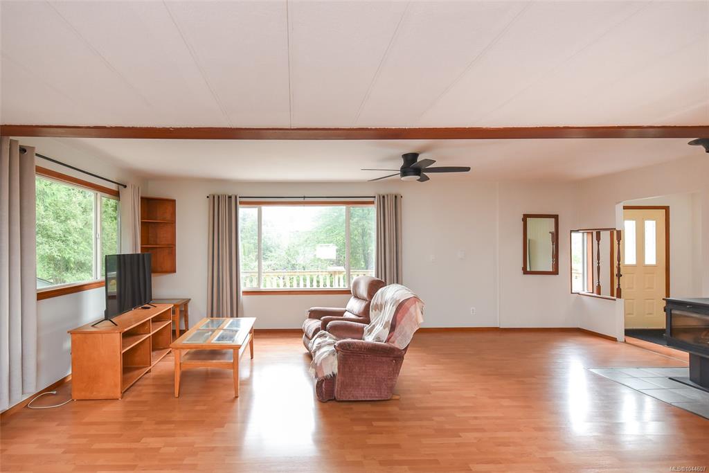 Fifth View of 6601 Mystery Beach Rd, Fanny Bay, BC, V9N 3P6