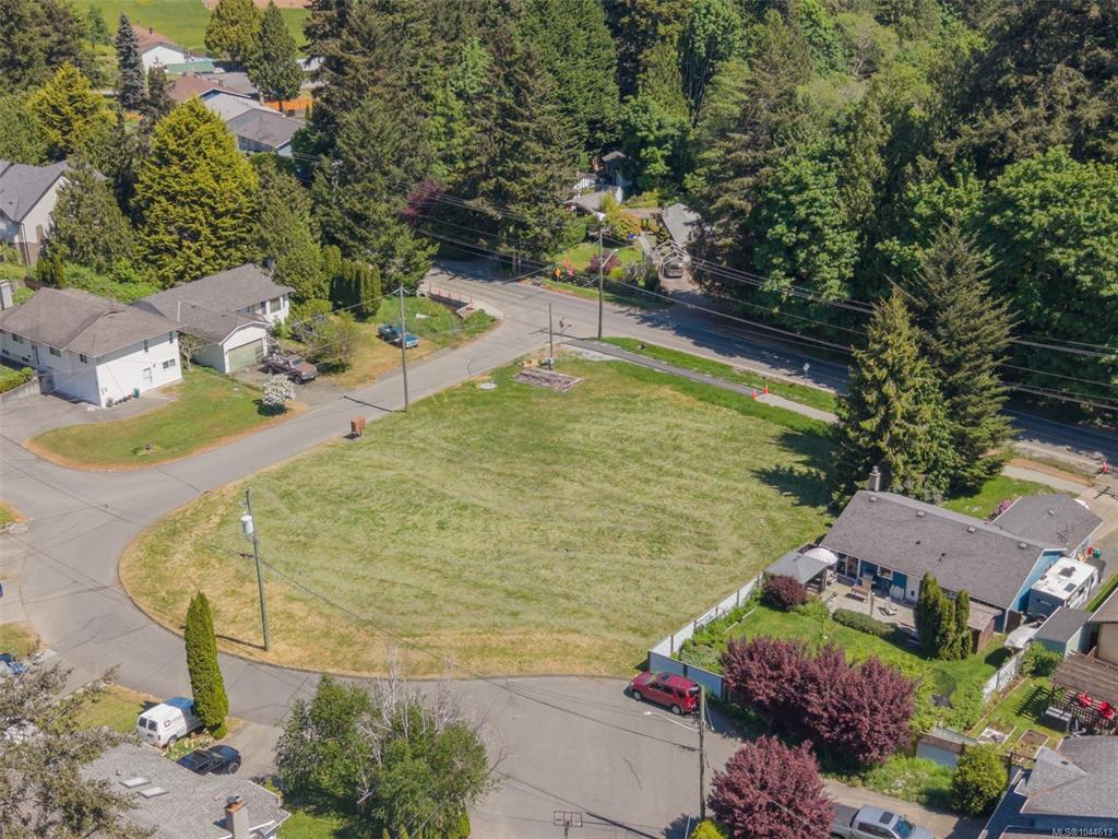 Third View of 2694 Myra Pl, View Royal, BC, V9B 5S3