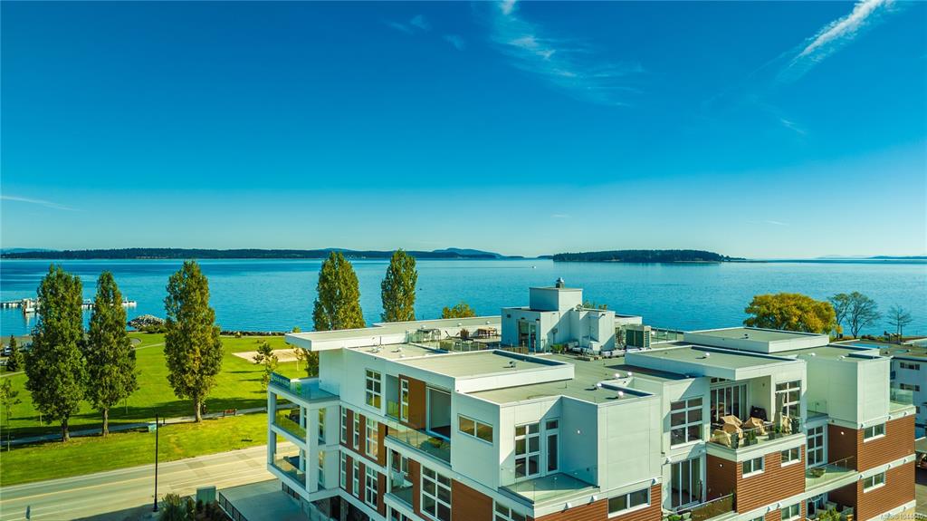 Second View of 9570 Fifth St, The Rise on Fifth, Sidney, BC, V8L 2W5
