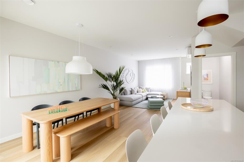 Fifth View of 3240 Glendale Pl, Willow + Glen, Langford, BC, V9B 1Y2