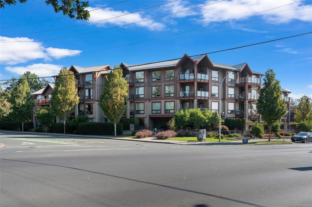 4529 West Saanich Rd, 1044646, BC,