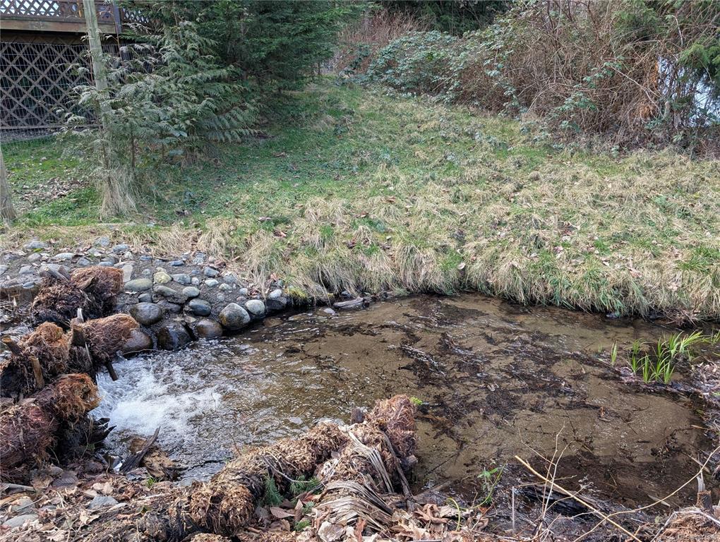 Third View of 5075 Longview Dr, Bowser, BC, V0R 1G0