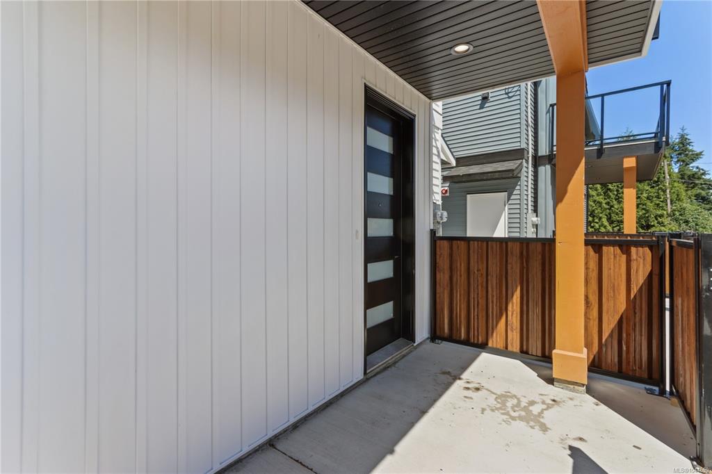 Fourth View of 2190 Jingle Pot Rd, Westwood Ridge, Nanaimo, BC, V9R 6J2