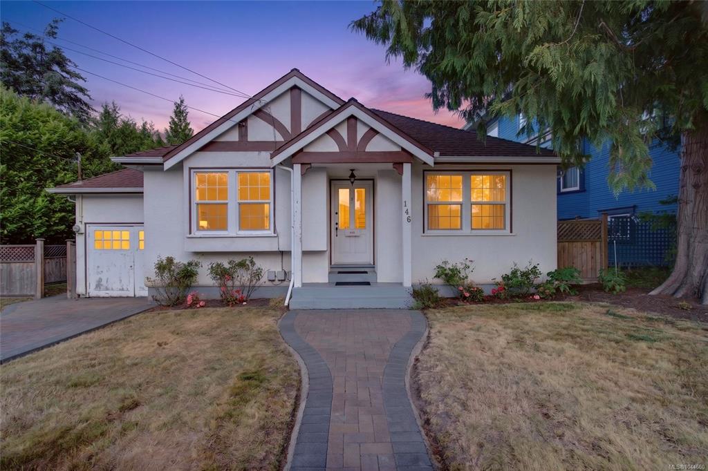 Third View of 146 Medana St, Victoria, BC, V8V 2H5