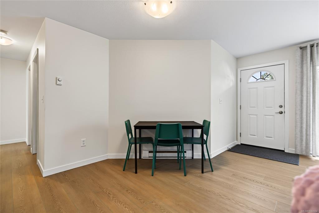Fifth View of 840 Braidwood Rd, FIVE OAKS VILLA, Courtenay, BC, V9N 3R9