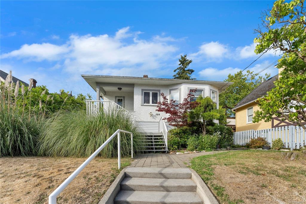 Third View of 384 Burnside Rd E, Victoria, BC, V9A 1A5