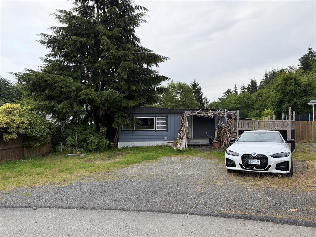 6015 Hunt St, 1044684, BC,