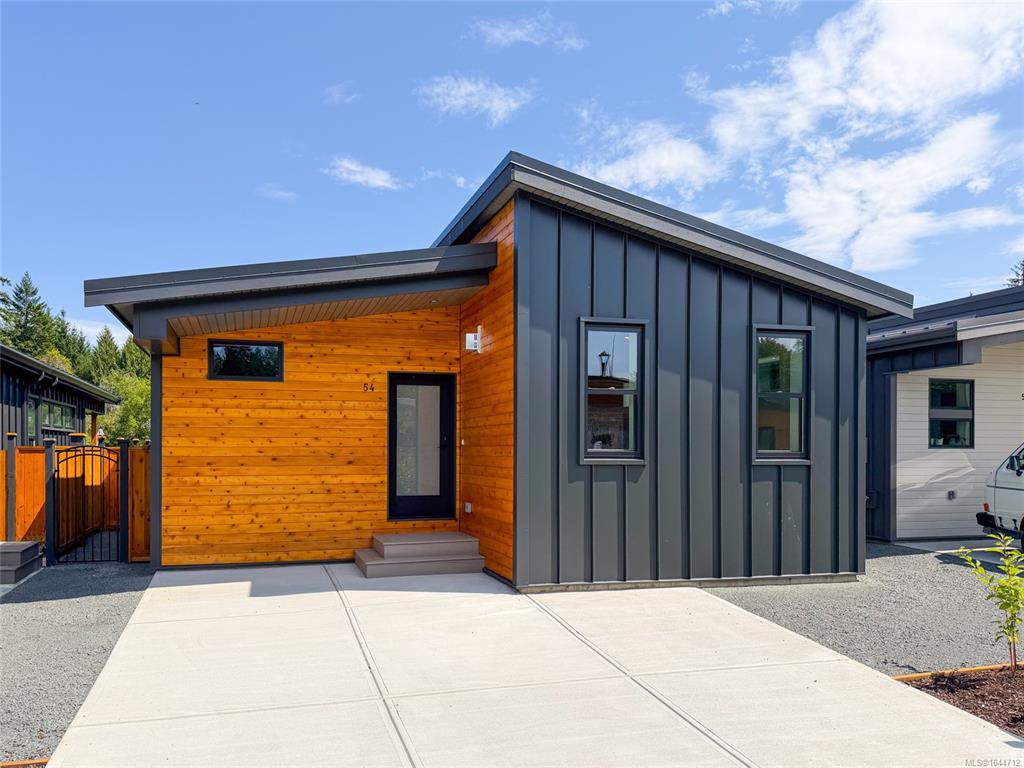 Third View of 3025 Royston Rd, Cumberland, BC, V0R 1S0