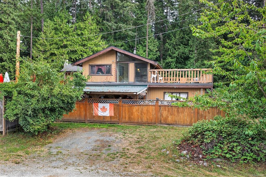 1012 Fairdowne Rd, 1044727, BC,