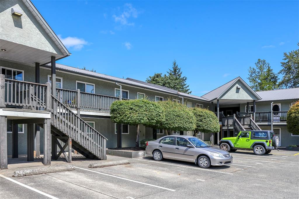 Third View of 1520 Piercy Ave, PACIFIC COURT, Courtenay, BC, V9N 3E9