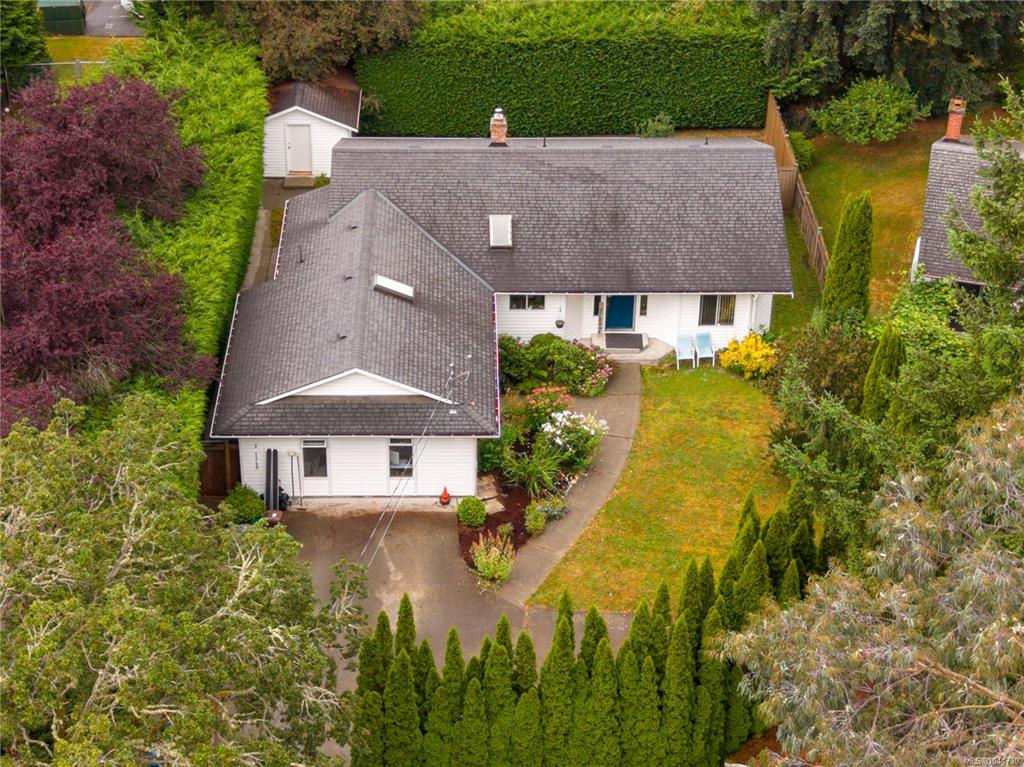 1215 Stellys Cross Rd, 1044730, BC,