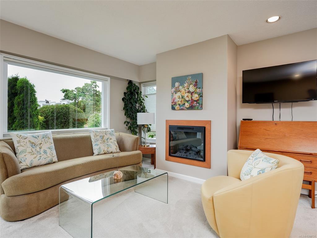 Fourth View of 3968 Cedar Hill Rd, Grand Oaks, Saanich, BC, V8N 3B8