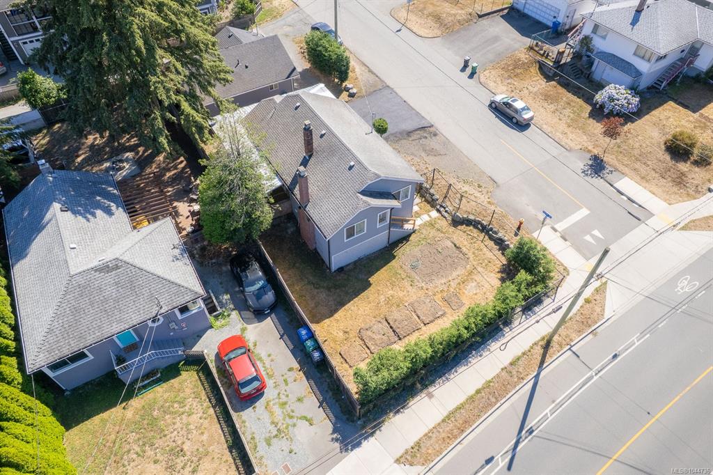 Third View of 15 Fourth St, Nanaimo, BC, V9R 1S6