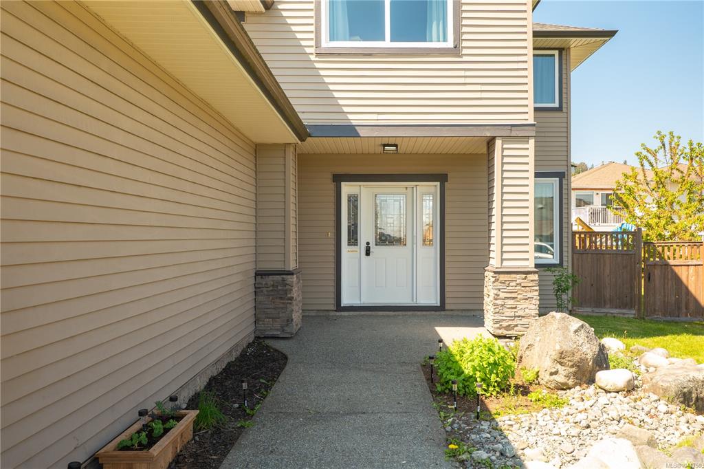 Fifth View of 525 Ballou Pl, Ladysmith, BC, V9G 2C7