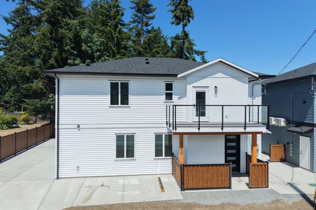 2190 Jingle Pot Rd, 1044752, BC,