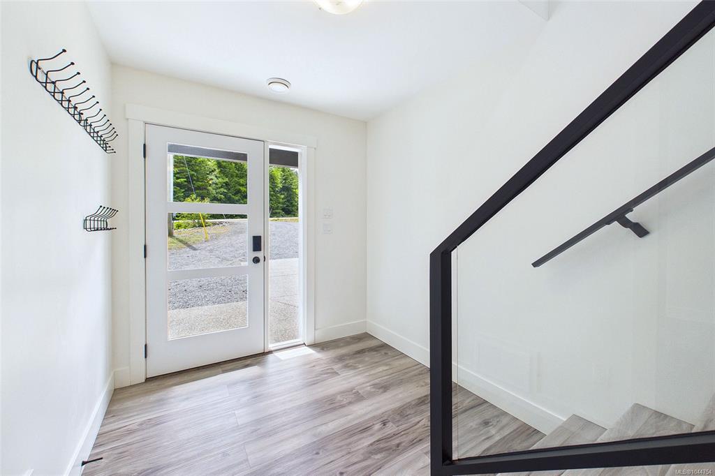 Fourth View of 3030 Gregson Rd, Nanaimo, BC, V9R 6W8