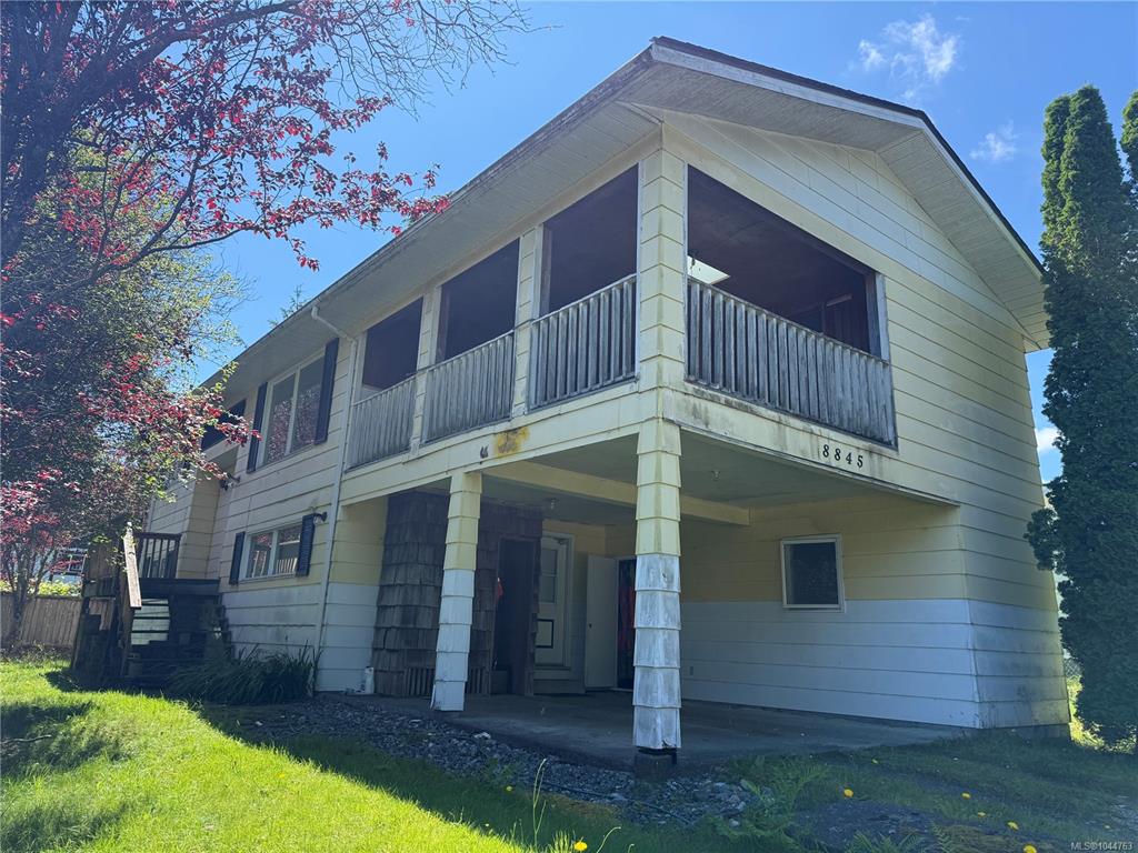 Third View of 8845 Central St, Port Hardy, BC, V0N 2P0