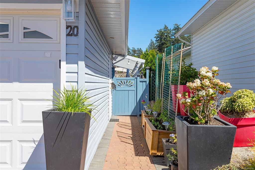 Fifth View of 20 Eagle Lane, View Royal, BC, V9A 7M2