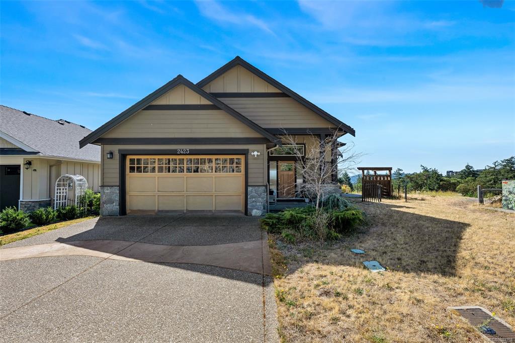2423 Echo Valley Dr, 1044768, BC,