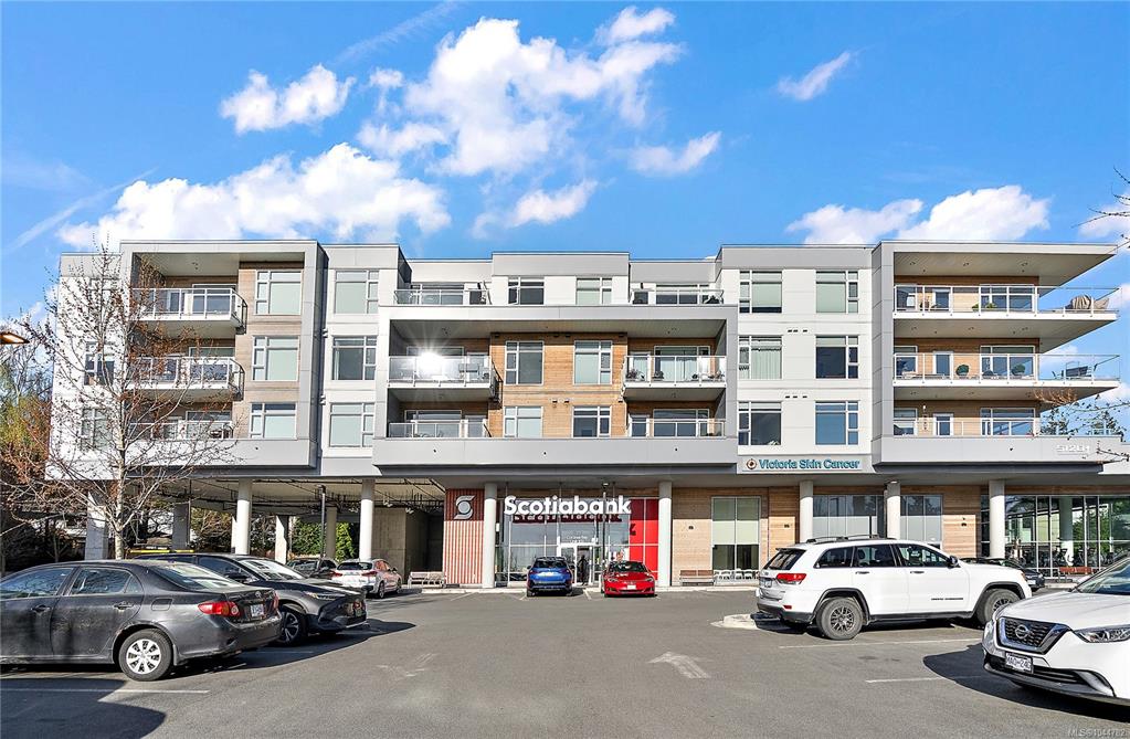 Fourth View of 5120 Cordova Bay Rd, Saanich, BC, V8Y 2K5