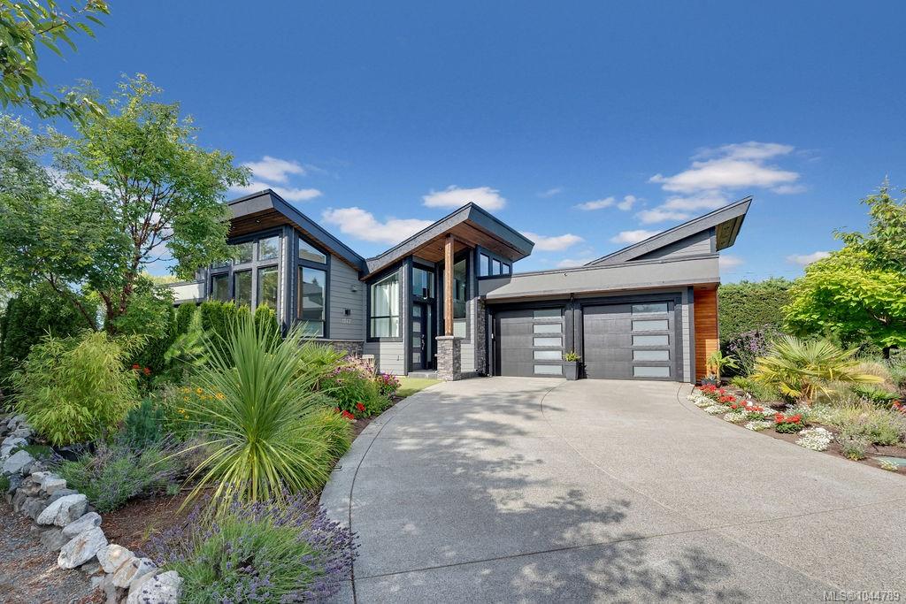 1747 Westlock, 1044789, BC,