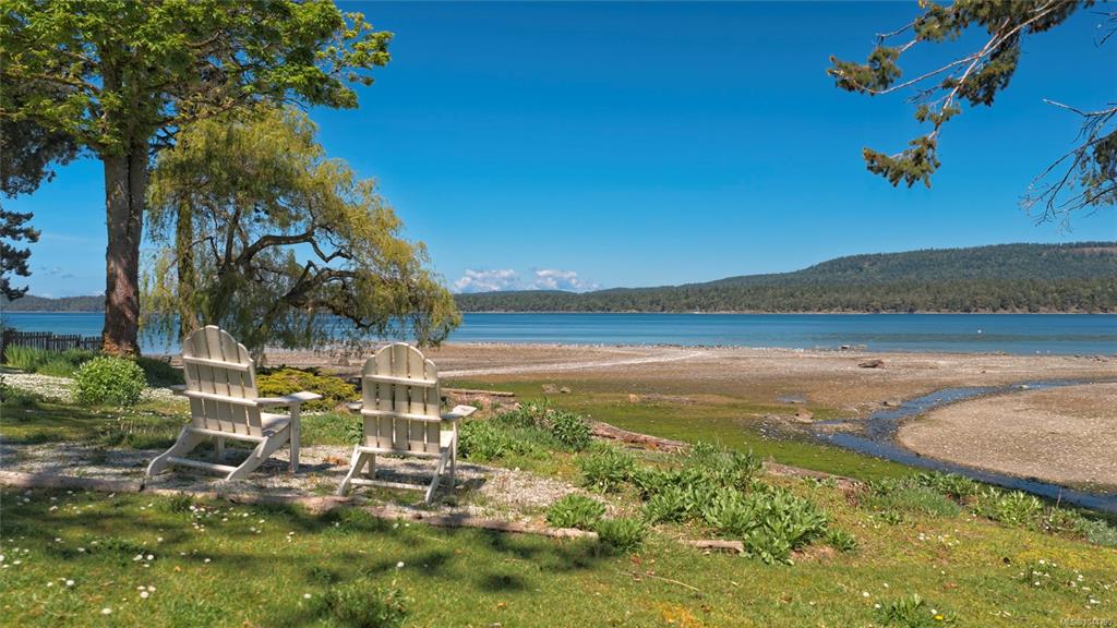 Third View of 1607 North Beach Rd, Salt Spring, BC, V8K 1A8