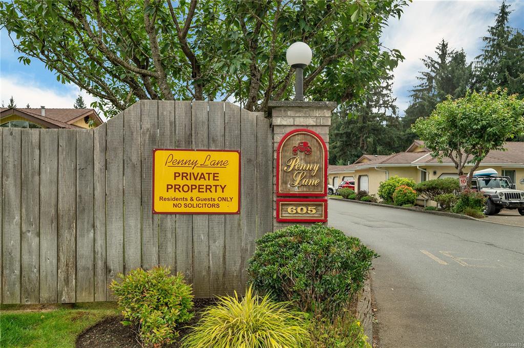 Fourth View of 605 Rockland Rd, Penny Lane, Campbell River, BC, V9W 7X1
