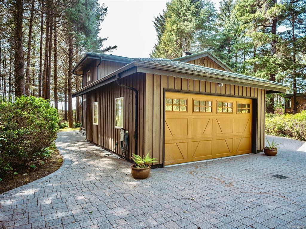 Fourth View of 1261 Lynn Rd, Tofino, BC, V0R 2Z0