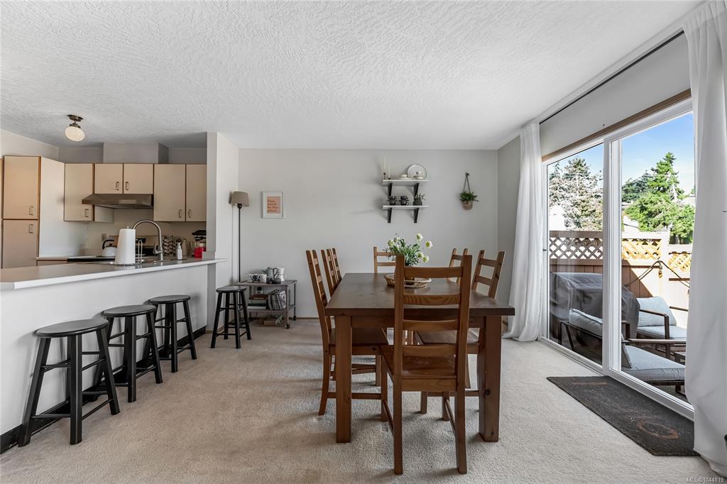 Fifth View of 4125 Interurban Rd, Oak Glen Estates, Saanich, BC, V8Z 4W8
