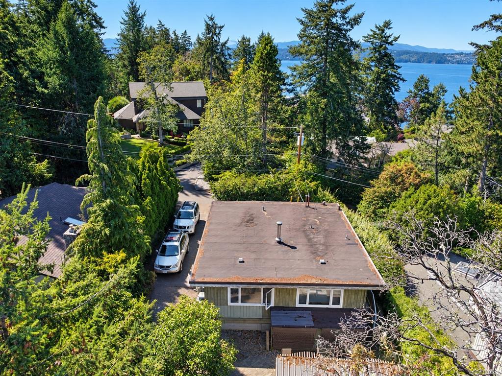 Fifth View of 10959 Tuam Rd, North Saanich, BC, V8L 5P2