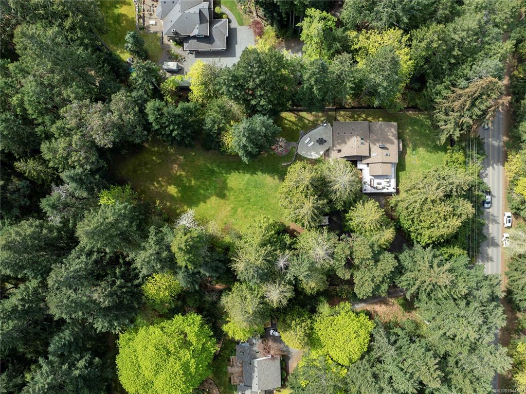 Fourth View of 7817 Superior Rd, Lantzville, BC, V0R 2H0