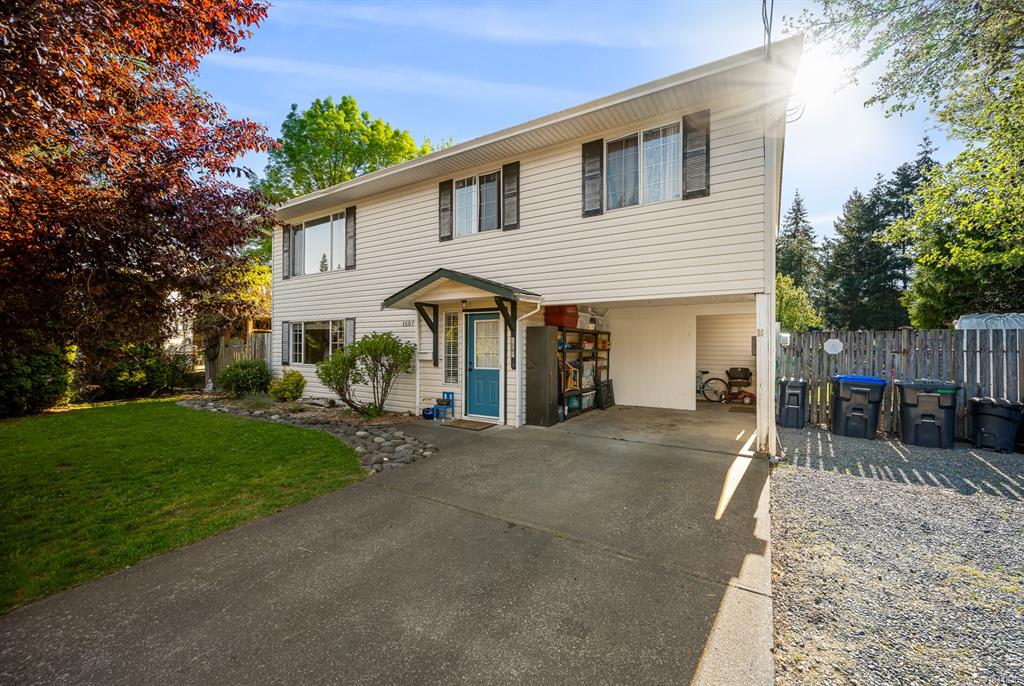 1507 Osprey Pl, 1044836, BC,