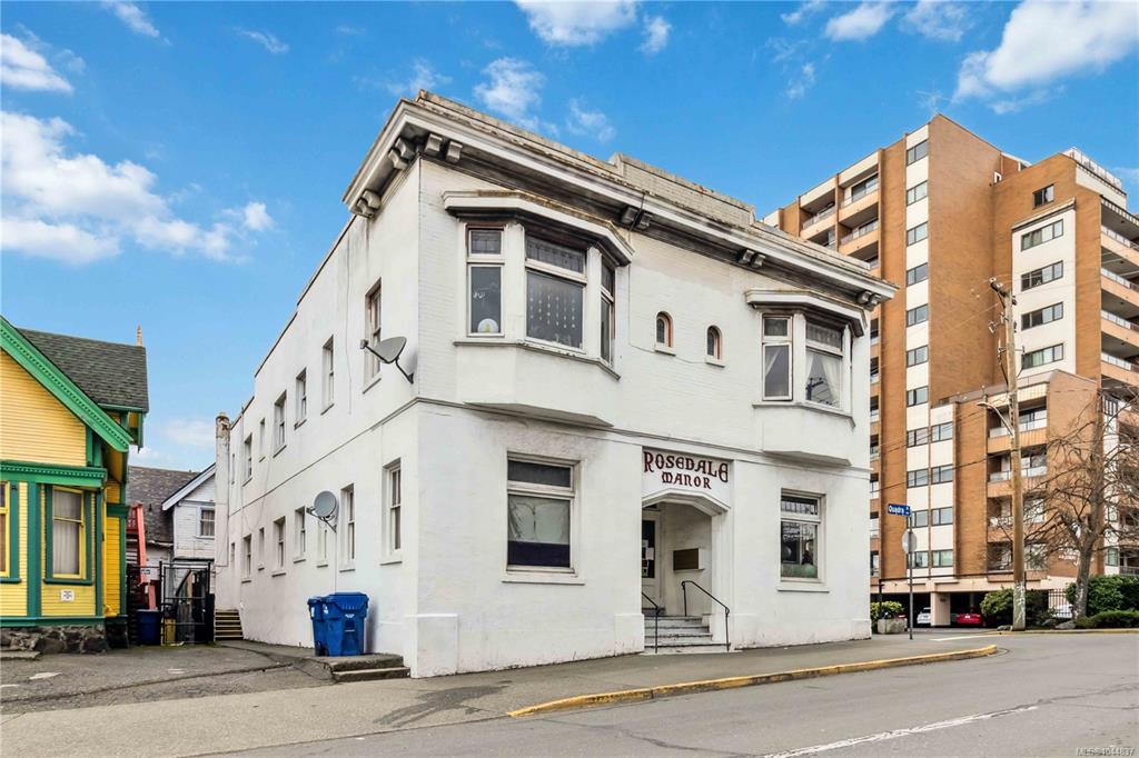 Second View of 1612 Quadra St, Victoria, BC, V8W 2L4