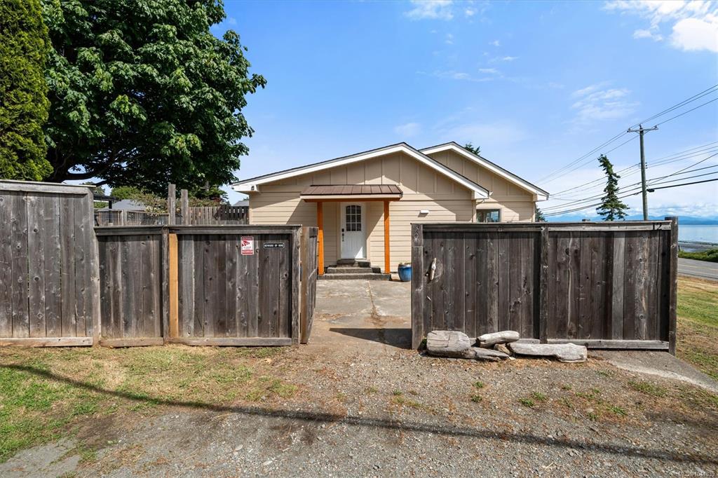 Fifth View of 12 Lynnwood Rd, Campbell River, BC, V9H 1L9