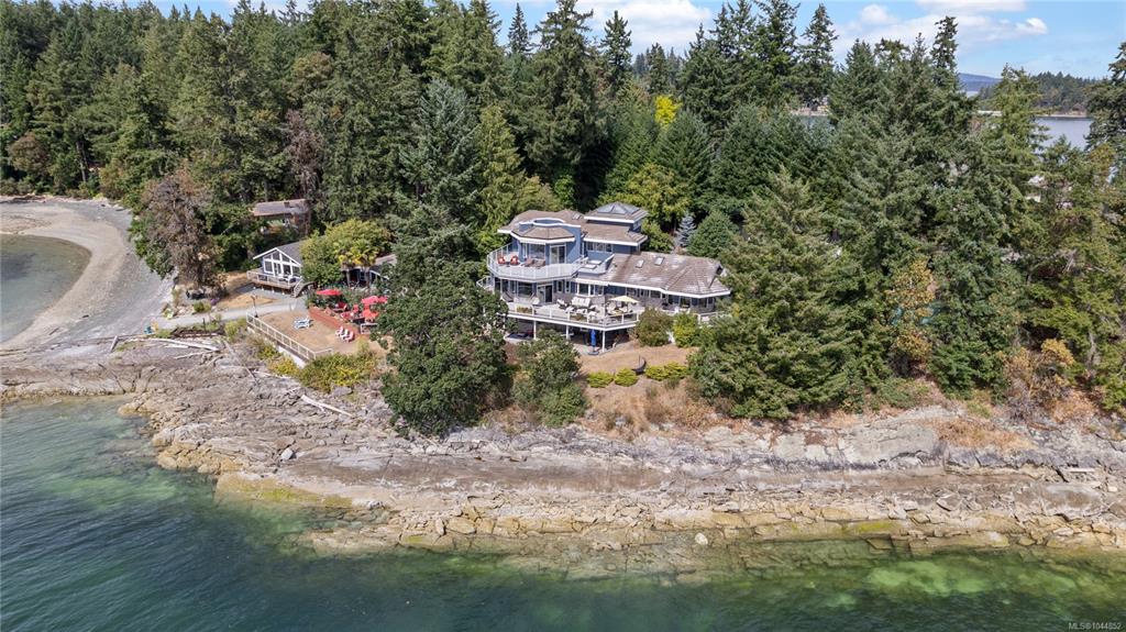 Third View of 11680 Fairtide Rd, Ladysmith, BC, V0R 2E0