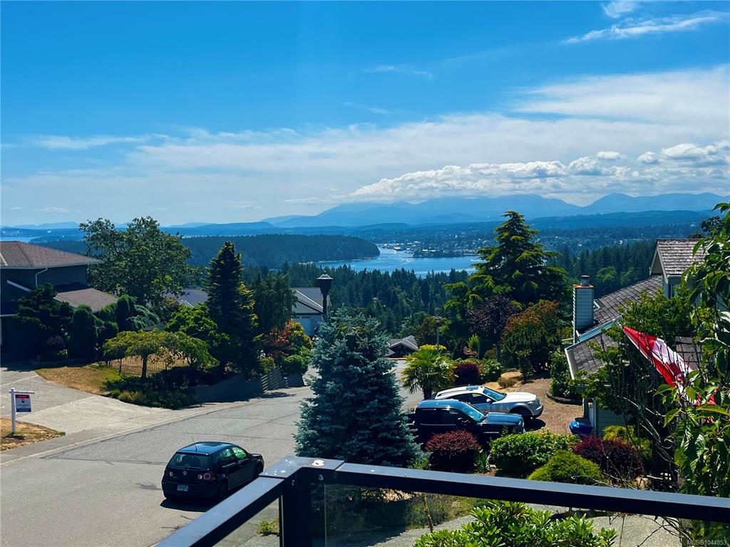 3702 Glen Oaks Dr, 1044853, BC,