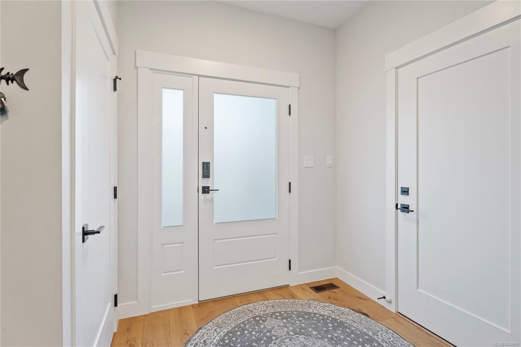 Fifth View of 2052 Ernest Lane, Duncan, BC, V9L 5R4