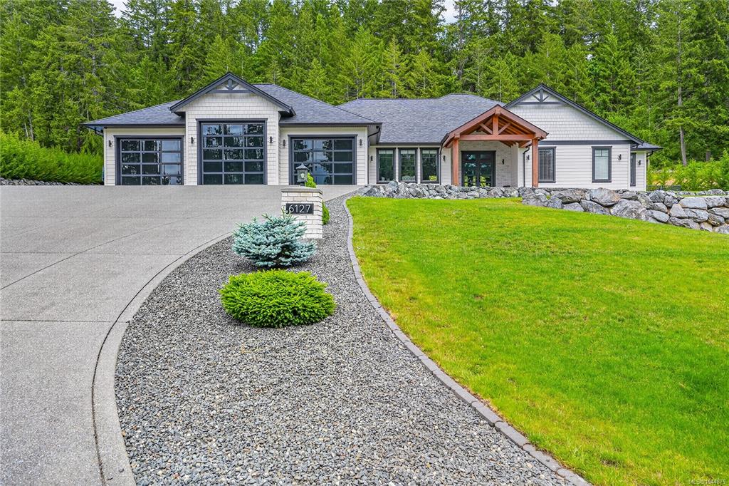 6127 Chase Dr, 1044875, BC,