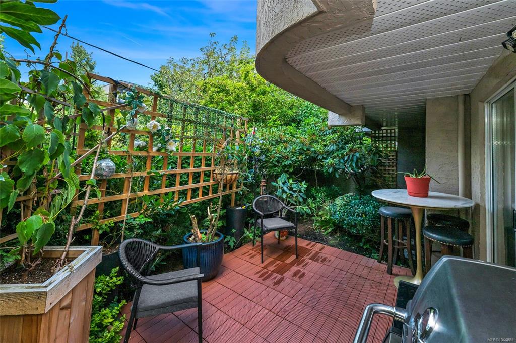 Fourth View of 1223 Johnson St, Victoria, BC, V8V 3N9