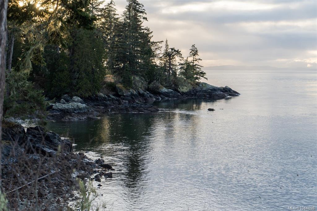 Fifth View of 7120 Friendship Lane, Silver Spray Marina Estates, Sooke, BC, V9Z 1C1