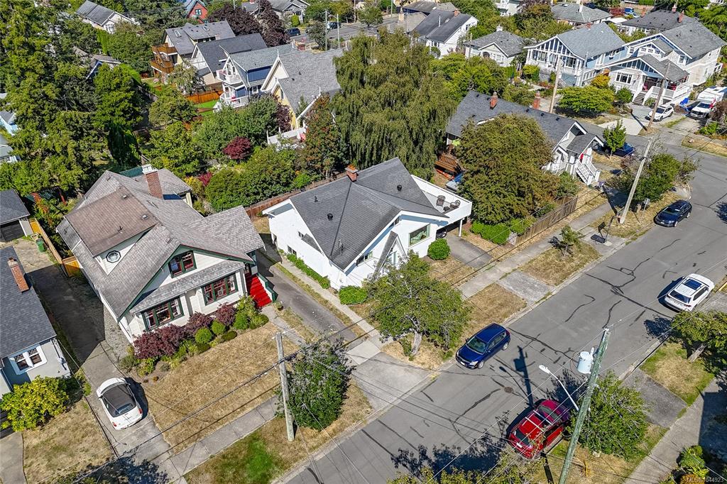 Third View of 1146 Leonard St, Victoria, BC, V8V 2S4