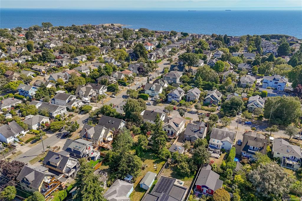 Fourth View of 1146 Leonard St, Victoria, BC, V8V 2S4