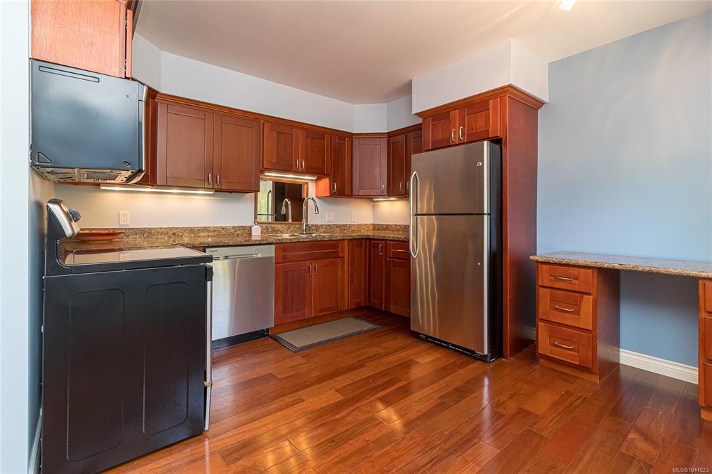Fifth View of 1146 Leonard St, Victoria, BC, V8V 2S4