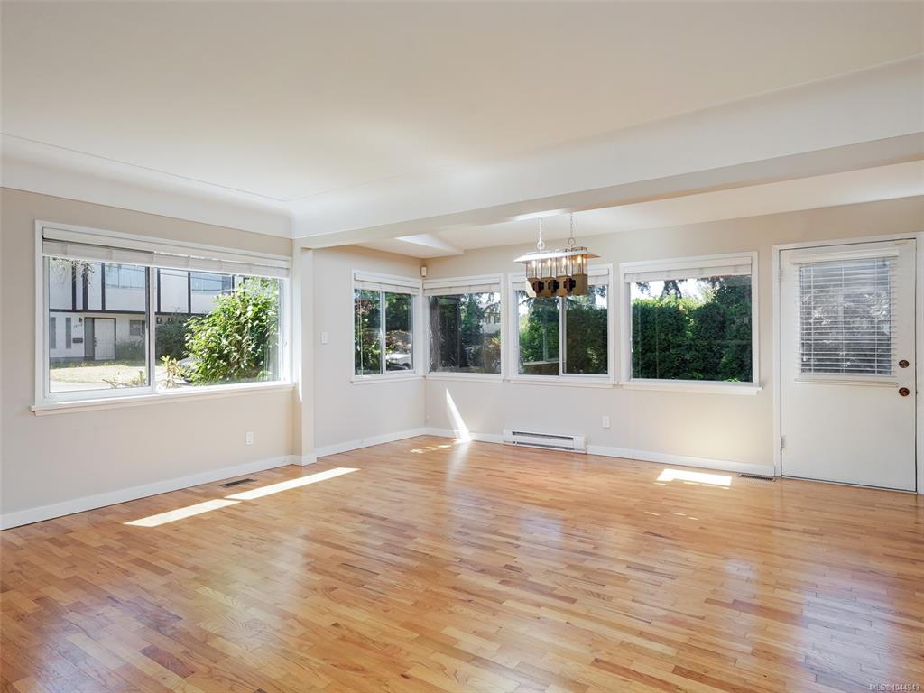 Fourth View of 1296 Downham Pl, Saanich, BC, V8P 2K4