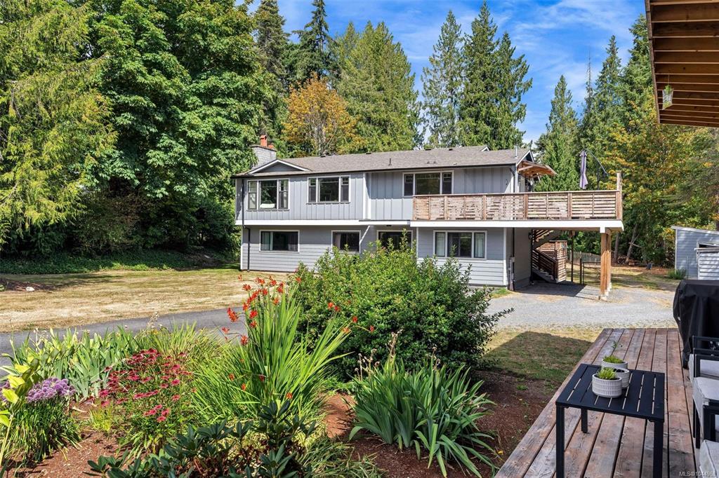 Second View of 1127 Stuart Cres, Cobble Hill, BC, V8H 0H2