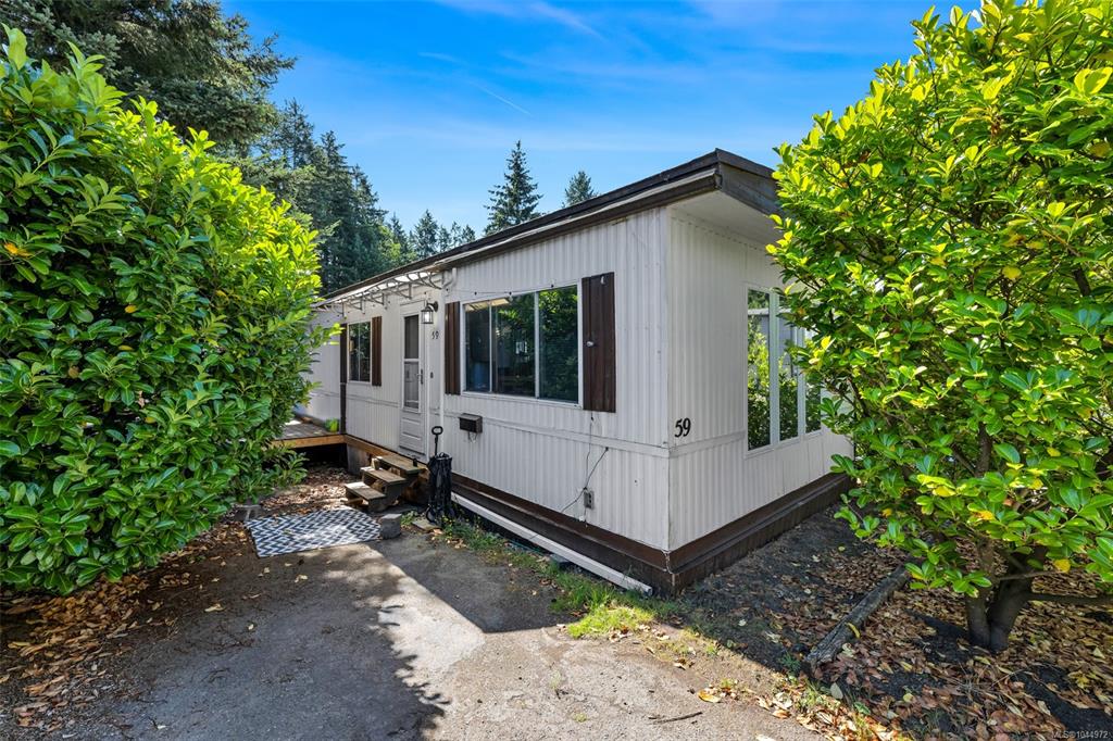 2785 Wallbank Rd, 1044972, BC,